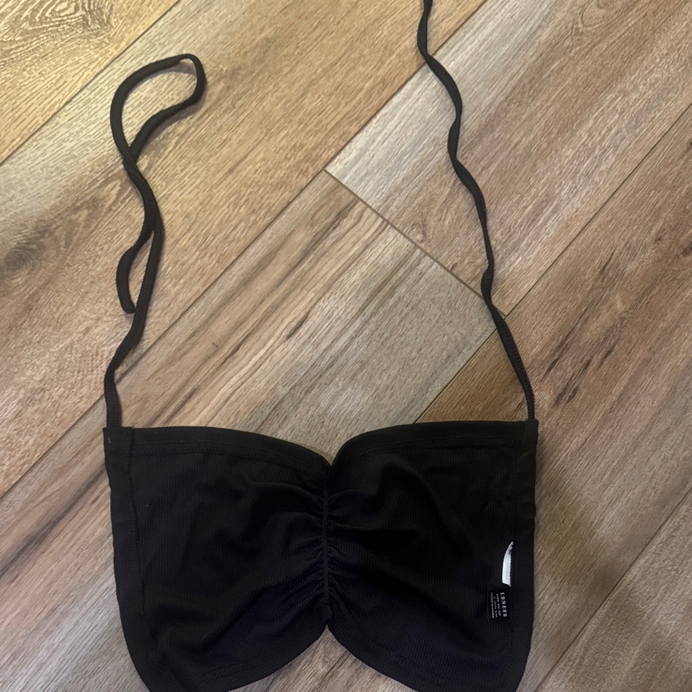 Black Ruched Tie-Back Crop Top - Picture 2 of 2